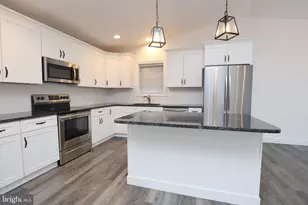 308 Oak Hill St, Pottsville, PA 17901 - Photo 17