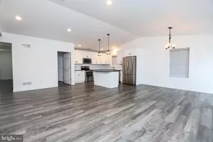 308 Oak Hill St, Pottsville, PA 17901 - Photo 11