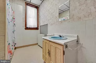 231 2nd St, Coaldale, PA 18218 - Photo 65