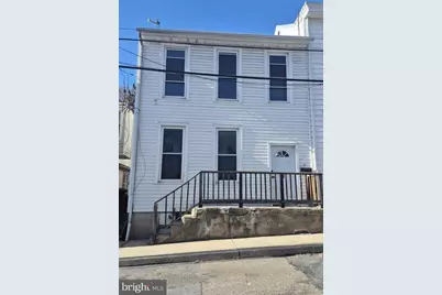 424 E Market Street, Pottsville, PA 17901 - Photo 1
