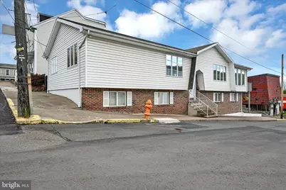 500 W Lloyd Street, Shenandoah, PA 17976 - Photo 3