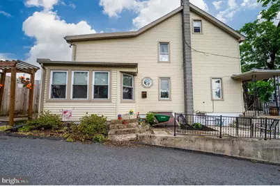 7 Fairview Street, Pine Grove, PA 17963 - Photo 3