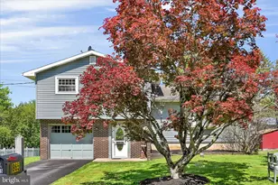 865 Jacks Ln, Orwigsburg, PA 17961 - Photo 1