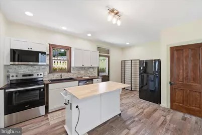 423 W Market Street, Orwigsburg, PA 17961 - Photo 9