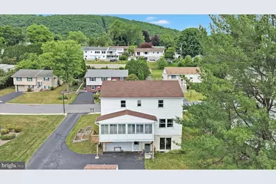 89 Deerfield Drive, Pottsville, PA 17901 - Photo 3