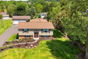 706 S Shawnee Dr, Auburn, PA 17922 - Photo 1