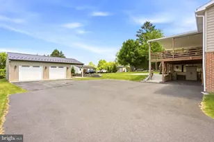 706 S Shawnee Dr, Auburn, PA 17922 - Photo 55