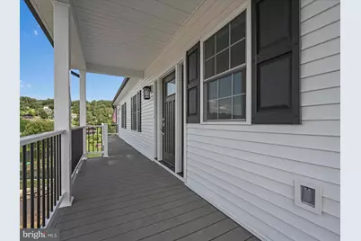 1527 Pinto Cove, Auburn, PA 17922 - Photo 9
