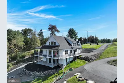 1527 Pinto Cove, Auburn, PA 17922 - Photo 3