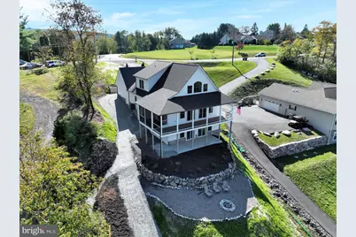 1527 Pinto Cove, Auburn, PA 17922 - Photo 1