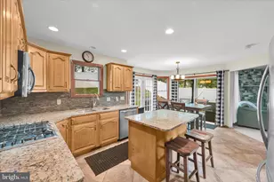 25 Tall Oaks Dr, Pottsville, PA 17901 - Photo 13