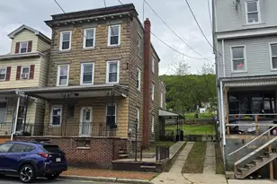 130 E Bacon St, Pottsville, PA 17901 - Photo 25