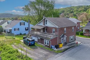 549 W Columbia St, Schuylkill Haven, PA 17972 - Photo 3