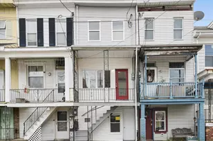 434 E Mahanoy St, Mahanoy City, PA 17948 - Photo 1