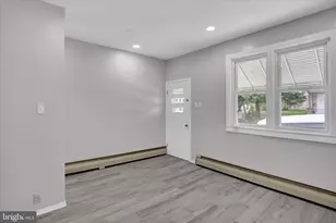 704 Laurel Blvd, Pottsville, PA 17901 - Photo 7