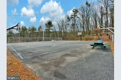 299 Hogan Drive, Auburn, PA 17922 - Photo 17