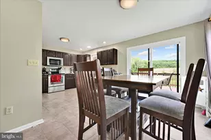 754 Rear W Market St, Orwigsburg, PA 17961 - Photo 9