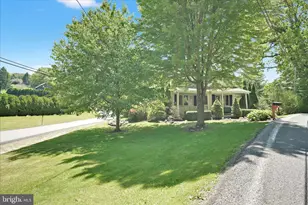 750 Brockton Mountain Dr, Barnesville, PA 18214 - Photo 1