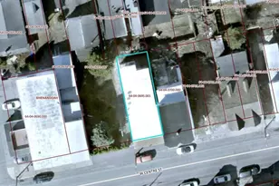 225 W Centre St, Shenandoah, PA 17976 - Photo 9