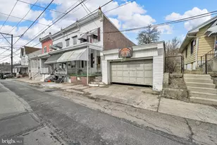 604 Fairview St, Pottsville, PA 17901 - Photo 3
