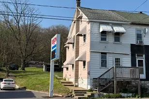1645 E Grand Ave, Tower City, PA 17980 - Photo 1