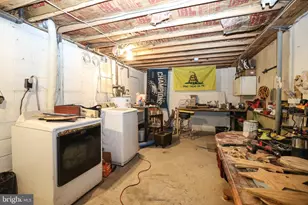 223 E Bacon St, Pottsville, PA 17901 - Photo 21