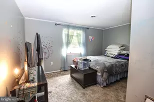 223 E Bacon St, Pottsville, PA 17901 - Photo 13