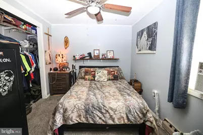 223 E Bacon Street, Pottsville, PA 17901 - Photo 17
