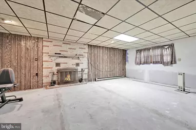 2001 Chestnut Street, Pottsville, PA 17901 - Photo 19