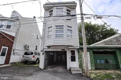 320 W New York Street, Shenandoah, PA 17976 - Photo 1
