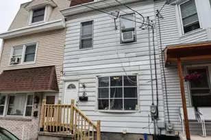 8 S 19th St, Pottsville, PA 17901 - Photo 3