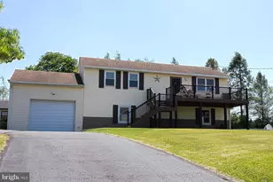 1414 Stag Dr, Auburn, PA 17922 - Photo 1