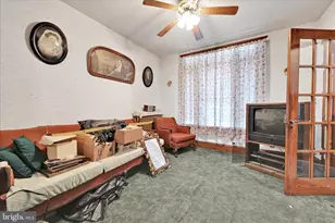 525 W Mahanoy St, Mahanoy City, PA 17948 - Photo 5