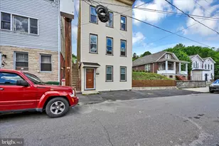 362 Front St, Pottsville, PA 17901 - Photo 3