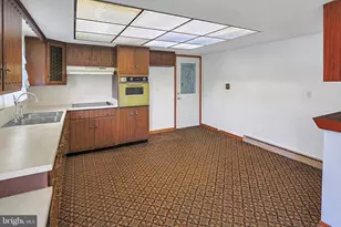 1004 Maple St, Pottsville, PA 17901 - Photo 19