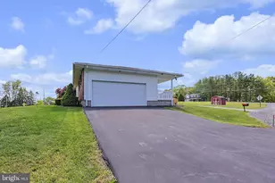 1004 Maple St, Pottsville, PA 17901 - Photo 43