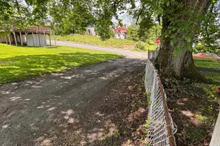 604 3rd St, Port Carbon, PA 17965 - Photo 13