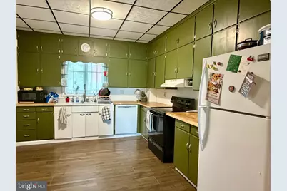 33 Avenue A, Schuylkill Haven, PA 17972 - Photo 3