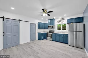 366 Valley St, New Philadelphia, PA 17959 - Photo 9