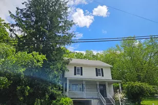 689 Barnesville Dr, Barnesville, PA 18214 - Photo 1