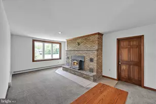 33 3rd Ave, Pottsville, PA 17901 - Photo 9
