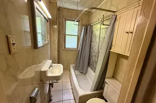 418 Laurel St, Minersville, PA 17954 - Photo 9