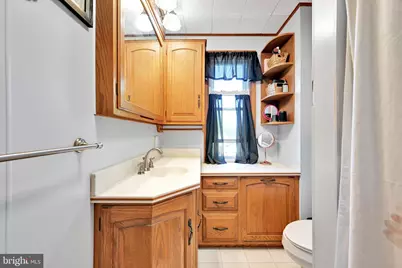 305 Gap Street, Valley View, PA 17983 - Photo 19