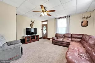 305 Gap St, Valley View, PA 17983 - Photo 15