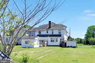 305 Gap St, Valley View, PA 17983 - Photo 29