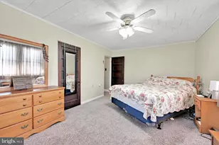 305 Gap St, Valley View, PA 17983 - Photo 21