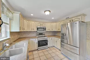 526 Lantern Grn Wy, Orwigsburg, PA 17961 - Photo 7