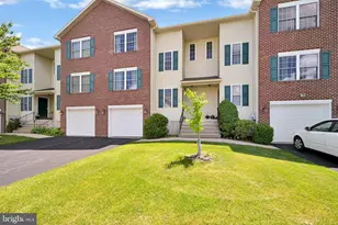 526 Lantern Grn Wy, Orwigsburg, PA 17961 - Photo 1