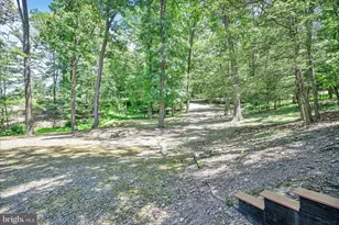 795 Cherokee Dr, Auburn, PA 17922 - Photo 49
