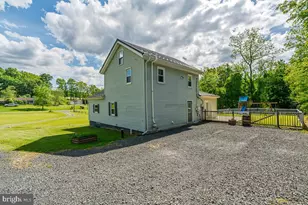 31 W Wild Cherry Rd, Schuylkill Haven, PA 17972 - Photo 3